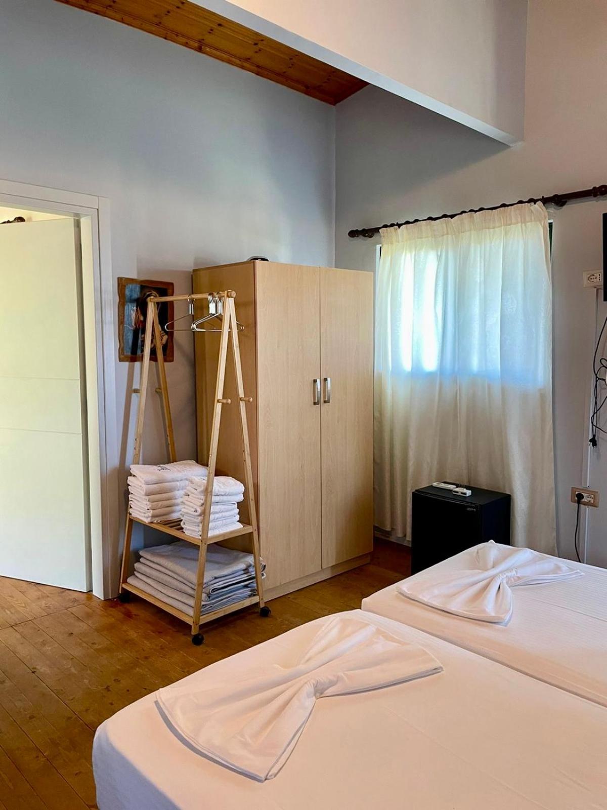 Chalet Ambel Dhërmi エクステリア 写真