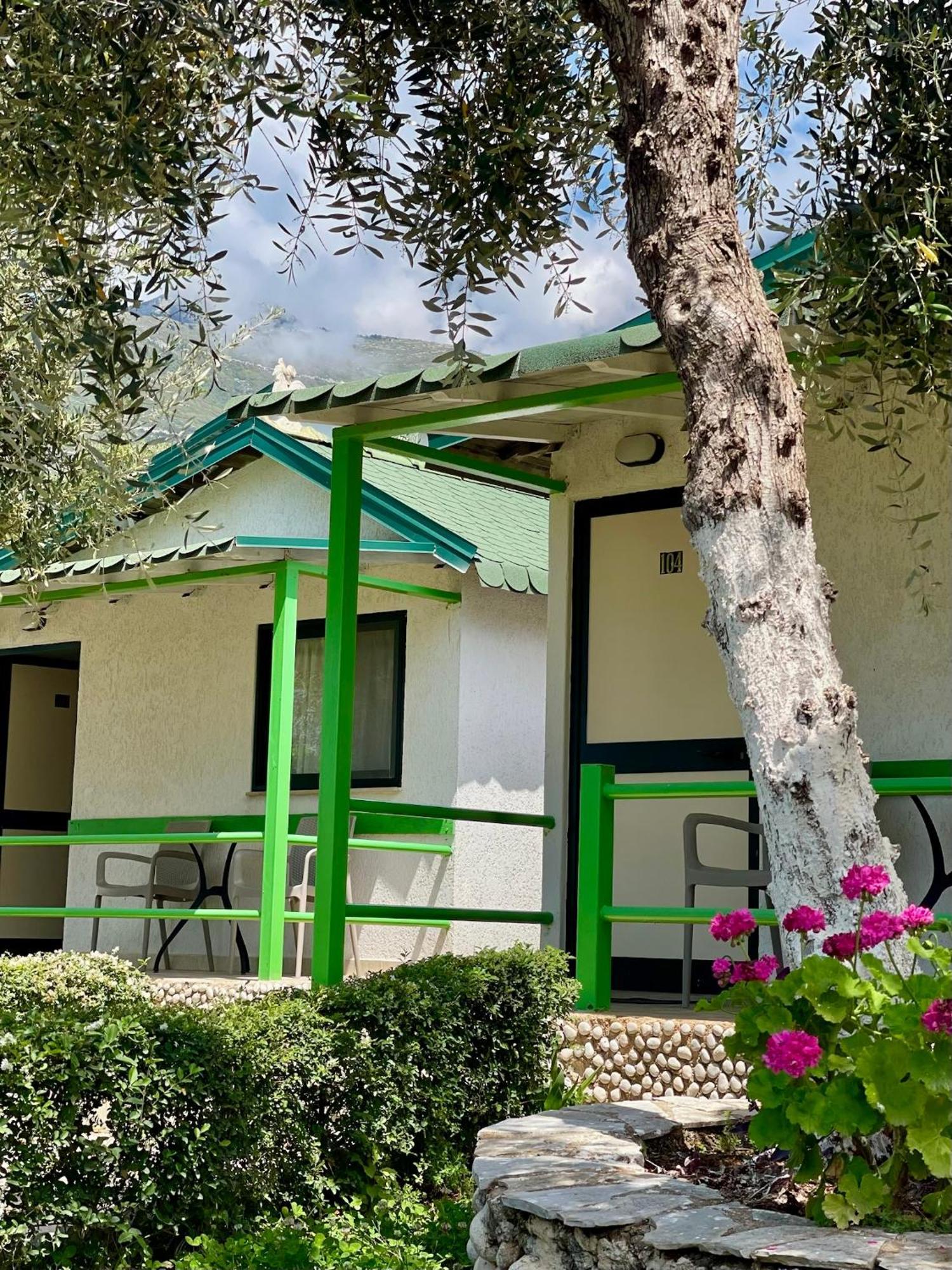 Chalet Ambel Dhërmi エクステリア 写真