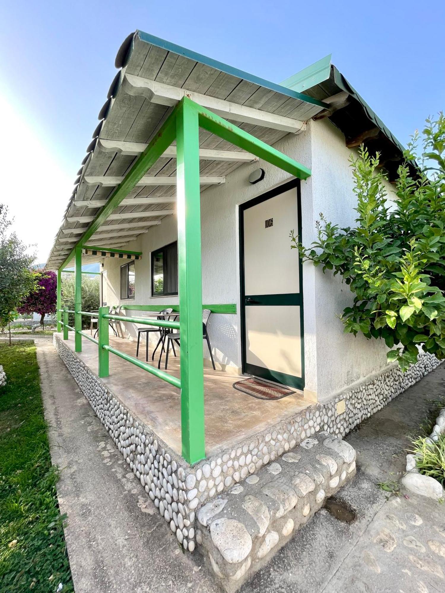 Chalet Ambel Dhërmi エクステリア 写真