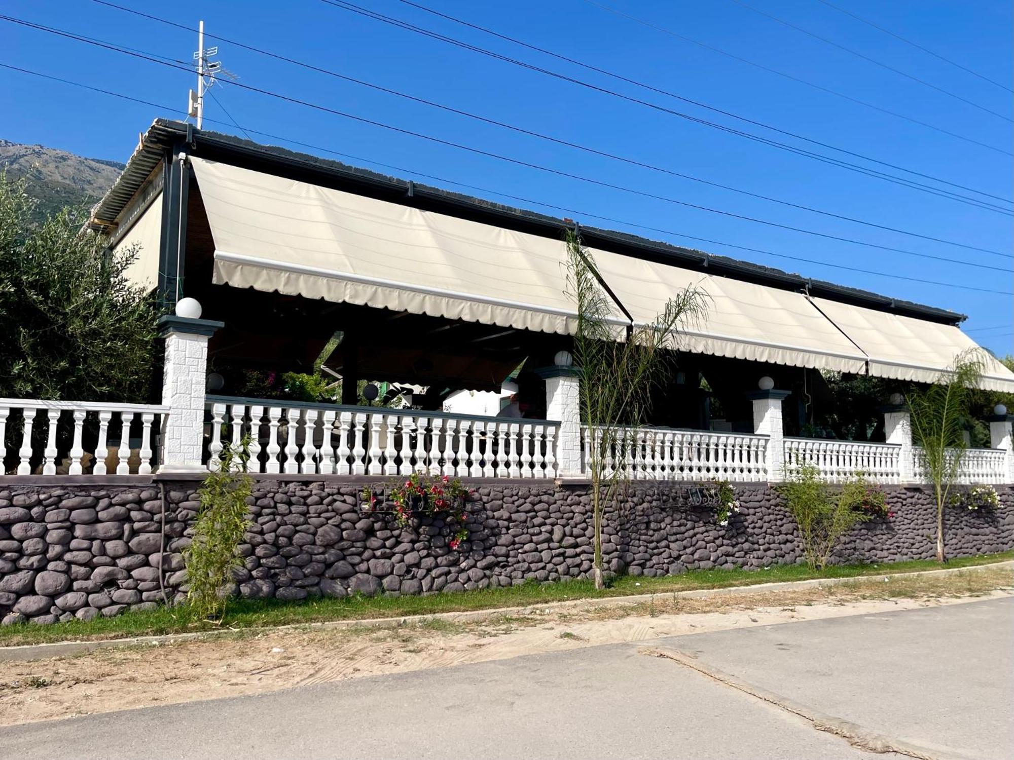 Chalet Ambel Dhërmi エクステリア 写真